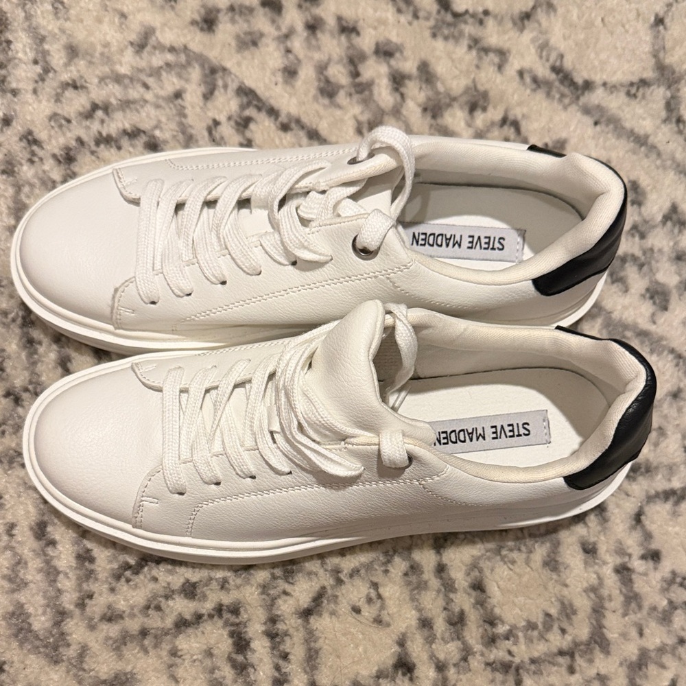 Steve Madden White and Black Women’s Sneakers